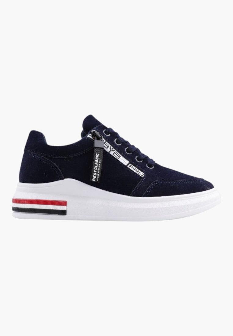 Granatowe sneakersy damskie z grubą podeszwą, widok z boku.