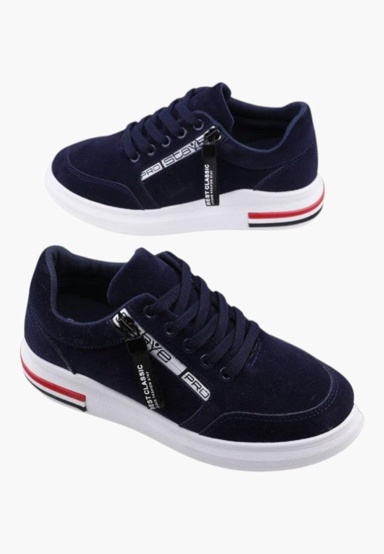 Granatowe sneakersy damskie z detalem zamka, widok w stylu życia.