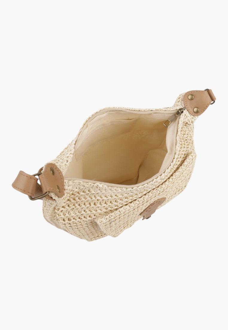 Detail shot of the spacious interior of the bag with a light lining.