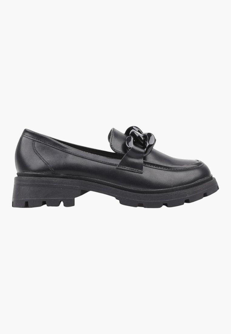 Widok z boku czarnych mokasynów damskich z chunky sole