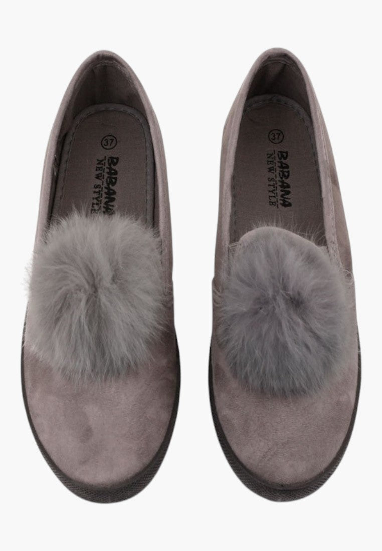 Ciemno szare slip on tenisówki, widok z boku
