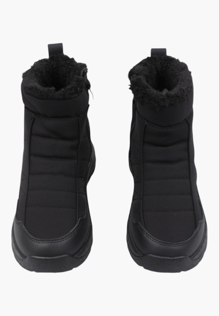 Detail close-up of black winter boots showcasing flexible sole and foldable design.