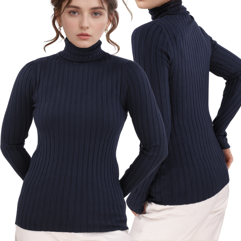 Front view of the niebieski sweter damski z długim rękawem i półgolfem.