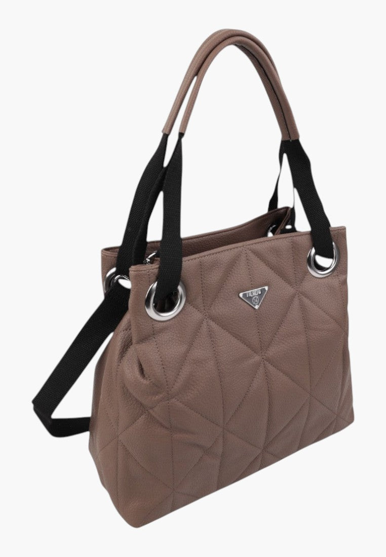 Torebka damska shopper na ramię w brązowym kolorze, widok z boku z podwójnymi uchwytami.